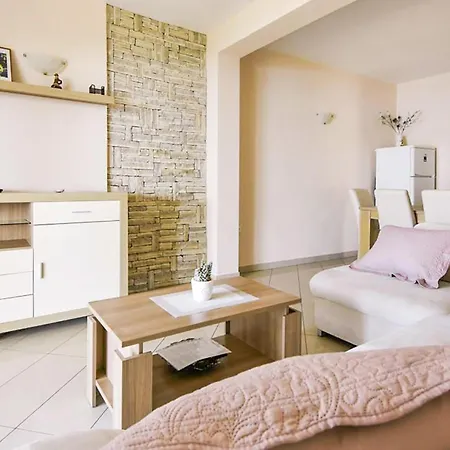 In With Wifi * Maslenica