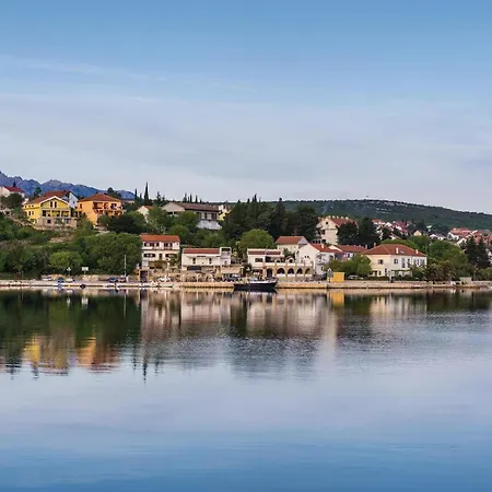 Gorgeous In With Wifi Maslenica