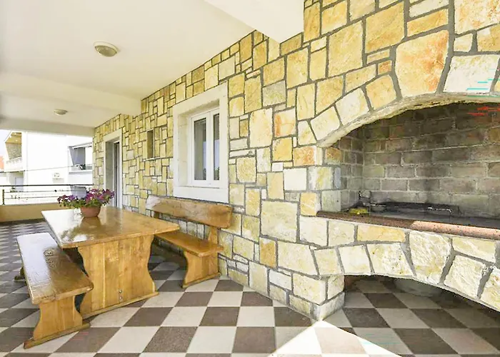 Apartment In With Wifi *